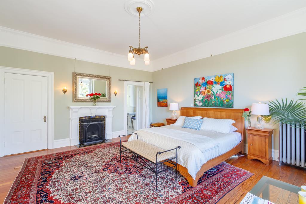 Fairholme Manor Bed and breakfast 5*